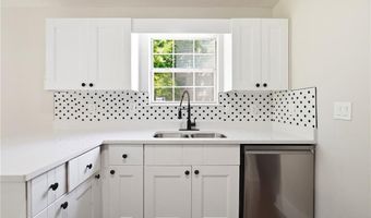 6496 Drake Mnr, Austell, GA 30168