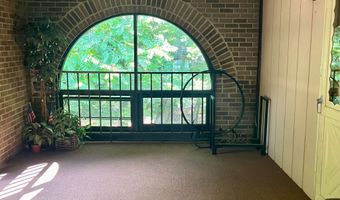 315 Wellington Pl, Aberdeen, NJ 07747