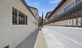 819 Rosemont, Los Angeles, CA 90026