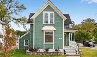 102 Center St, Algonquin, IL 60102