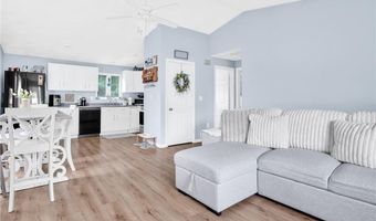 75 Canning St, Cumberland, RI 02864