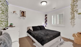 915 W MCKENNA, Bluffdale, UT 84065