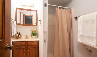 17183 Dogwood Dr, Abingdon, VA 24210