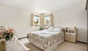 1210 S Douglas Ave, Arlington Heights, IL 60005