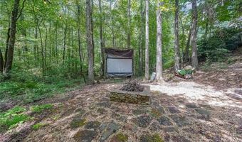 633 Wexford Ct, Acworth, GA 30102