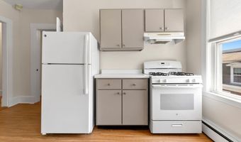 730 Hale 3L, Beverly, MA 01915