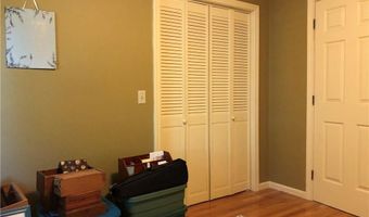 2 Marywood Ln, Cumberland, RI 02864