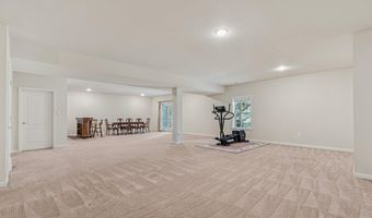 108 BUNTING Ct, Lake Frederick, VA 22630