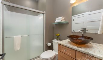 34 Finch Drive 10, Asheville, NC 28804
