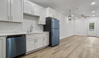 8701 Old Spanish Trl 104, Ocean Springs, MS 39564