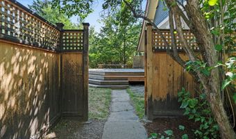 902 S 3rd Ave, Bozeman, MT 59715