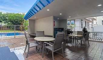 1535 Pensacola St 605, Honolulu, HI 96822