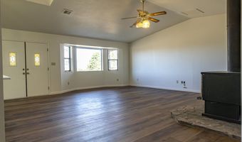 695 S Mountain View Rd, Chino Valley, AZ 86323