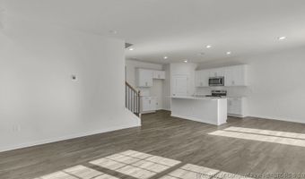 725 Lazy Elm Ln, Aberdeen, NC 28315