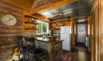595 Snowcat Ln, Bonners Ferry, ID 83805