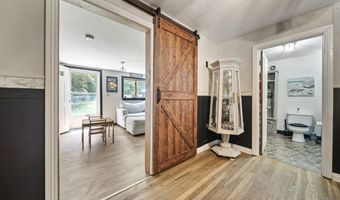835 Erickson Rd, Ashby, MA 01431