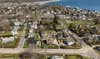 81 S Pier Rd, Narragansett, RI 02882
