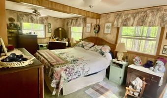 95 Albany Ave, Bartlett, NH 03812