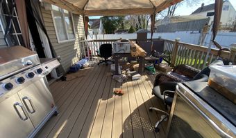 545 Burnsford Ave, Bridgeport, CT 06606