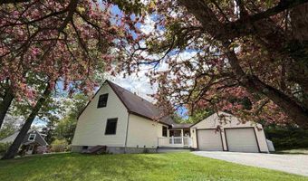 120 Carriage Hill Rd, Brattleboro, VT 05301