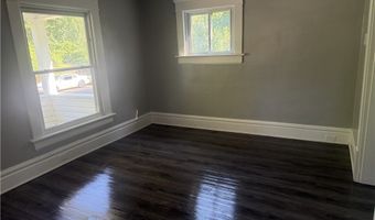958 Haynes, Akron, OH 44307