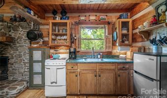119 Old Salem Branch Dr, Alexander, NC 28701