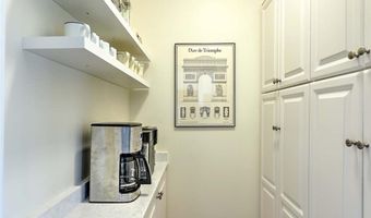 49 Walley St, Bristol, RI 02809