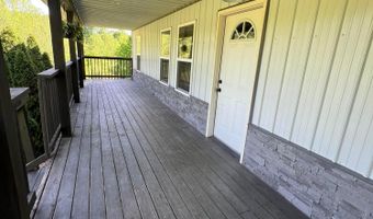 42491 Quail Hollow Ct, Albany, OH 45710
