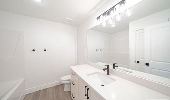 2926 Curlew Dr, Ammon, ID 83401