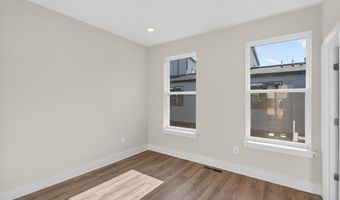 2507 LIGHT St, Baltimore, MD 21230