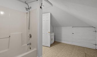 802 N Poplar St, Aberdeen, NC 28315