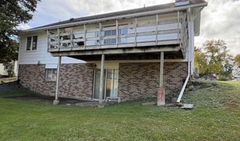 205 Washington Ave W, Albia, IA 52531