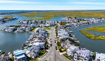 22 PELICAN Dr S, Avalon, NJ 08202