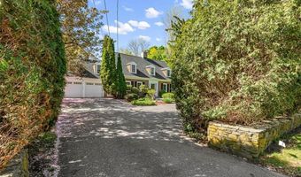 340 Newman Ave, East Providence, RI 02916