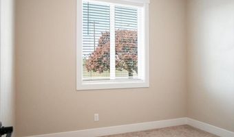 318 Lakeview Blvd, American Falls, ID 83211