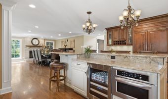 23855 W Sarah Ct, Antioch, IL 60002