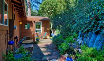 15870 PELICAN BAY Dr, Brookings, OR 97415