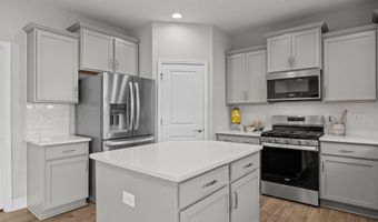 14 Shady Oaks Rd, Angier, NC 27501