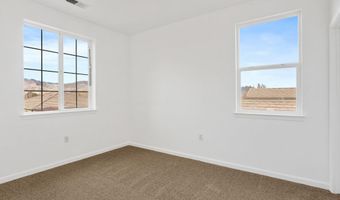 915 Lakeview Dr, Dayton, NV 89403