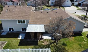 2630 Henry St, Bismarck, ND 58503