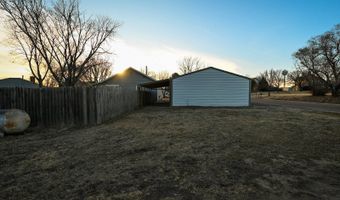 720 10th St, Beaver City, NE 68926
