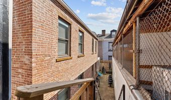 2206 E Carson St, Airville, PA 15203