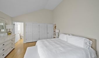25 W 9th St, Avalon, NJ 08202
