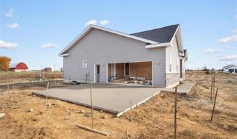 8555 Emerald Ln, Almont, MI 48003