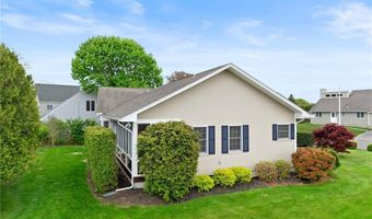 6 Windward Cir, Narragansett, RI 02882