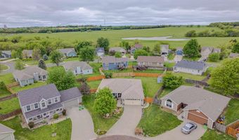 927 Jasara Cir, Baldwin City, KS 66006