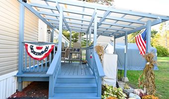 22 Woodlawn Dr, Allenstown, NH 03275