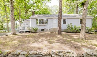 24 Sagamore, Attleboro, MA 02703