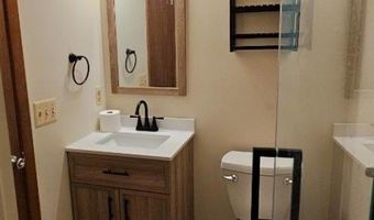 8 Baily Bunion Ct 4, Alloway, NJ 07462