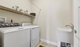 55 Morningside Dr, North Kingstown, RI 02852
